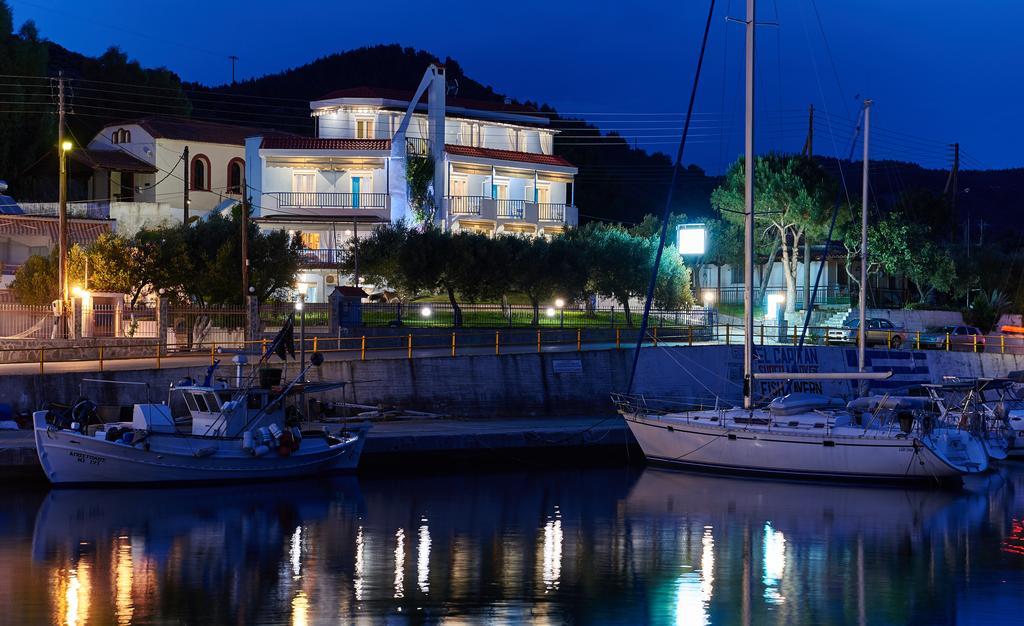 Aiolis Studios Porto Koufo Buitenkant foto